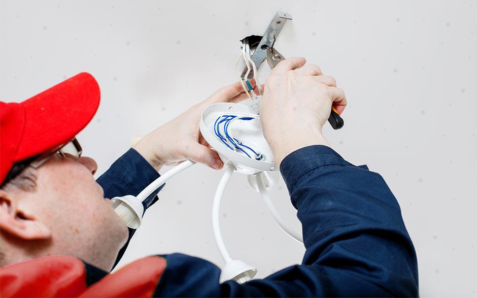 électricité entreprise Issou